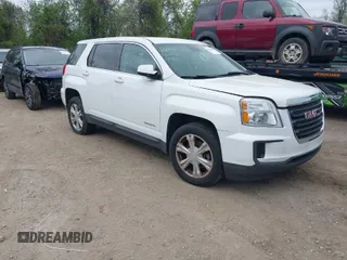 2017 GMC Terrain SLE with VIN 2GKALMEK8H6336810, listed as a IAAI auction lot 42035684 with 98,333 mi miles. Bid and sale history available at carsss.com. Image 1.