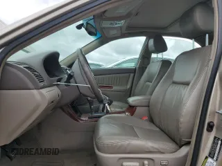 2005 Toyota Camry LE with VIN 4T1BF30K65U082774, listed as a Copart auction lot 52586035 with 119,968 mi miles and Clean Title. Bid and sale history available at DreamBid. Image 7.