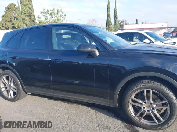2020 Porsche Cayenne with VIN WP1AA2AY3LDA04136, listed as a IAAI auction lot 41713339 with 24,513 mi miles and . Bid and sale history available at DreamBid. Image 13.
