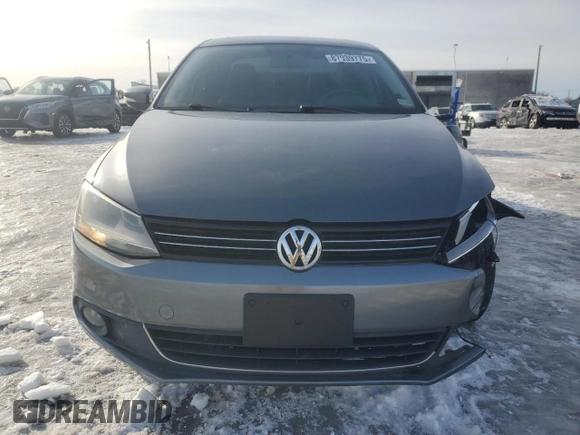 2012 Volkswagen Jetta SEL с VIN 3VWLP7AJ2CM452782, выставлен на аукционе Copart как лот 41502725 с пробегом 153 132 миль миль и Списание • Salvage title. История ставок и продаж доступна на DreamBid. Изображение 5.