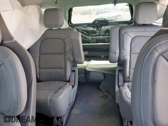 2020 Lincoln Navigator Reserve with VIN 5LMJJ2LT8LEL10853, listed as a Copart auction lot 63062835 with 21,305 mi miles and Salvage title. Bid and sale history available at DreamBid. Image 10.