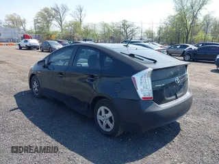2011 Toyota Prius I with VIN JTDKN3DU8B1433698, listed as a IAAI auction lot 42124404 with 223,576 mi miles. Bid and sale history available at carsss.com. Image 3.