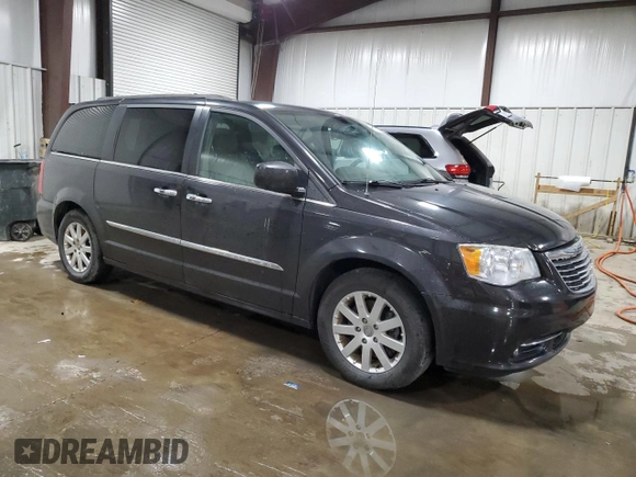 2015 Chrysler Town & Country Touring with VIN 2C4RC1BG8FR619409, listed as a Copart auction lot 51957275 with 131,942 mi miles and Salvage Title. Bid and sale history available at carsss.com. Image 4.