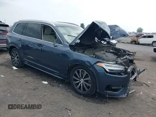 2020 Volvo XC90 Momentum with VIN YV4102CK2L1546386, listed as a IAAI auction lot 42413944 with 111,562 mi miles and . Bid and sale history available at DreamBid. Image 1.