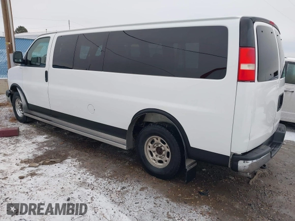 2010 Chevrolet Express Passenger LT z VIN 1GA2G1DG6A1110332, wystawiony jako IAAI lot #40909861 z przebiegiem 367 242 mil mil oraz . Historia ofert i sprzedaży dostępna na DreamBid. Obrazek 3.