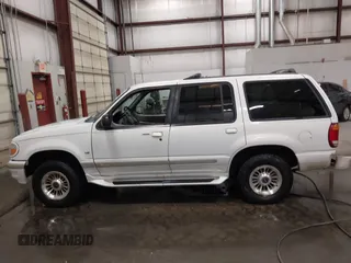 1998 Ford Explorer XLT с VIN 1FMZU35P6WZB26527, выставлен на аукционе IAAI как лот 42235991 с пробегом 215 020 миль миль и . История ставок и продаж доступна на DreamBid. Изображение 15.