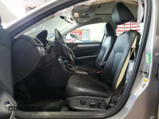2012 Volkswagen Passat SE z VIN 1VWBP7A36CC002082, wystawiony jako Copart lot #60692375 z przebiegiem 154 980 mil mil oraz Szkoda całkowita • Salvage title. Historia ofert i sprzedaży dostępna na DreamBid. Obrazek 7.