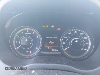 2016 Hyundai Azera Limited with VIN KMHFH4JG4GA508154, listed as a IAAI auction lot 41585151 with 83,186 mi miles and . Bid and sale history available at DreamBid. Image 7.