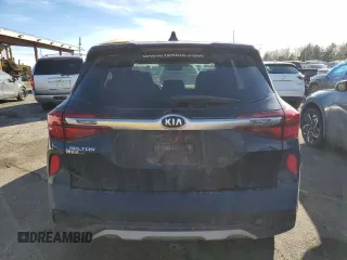 2021 Kia Seltos LX with VIN KNDEPCAAXM7060603, listed as a Copart auction lot 46455445 with 82,822 mi miles and Salvage Title. Bid and sale history available at carsss.com. Image 6.