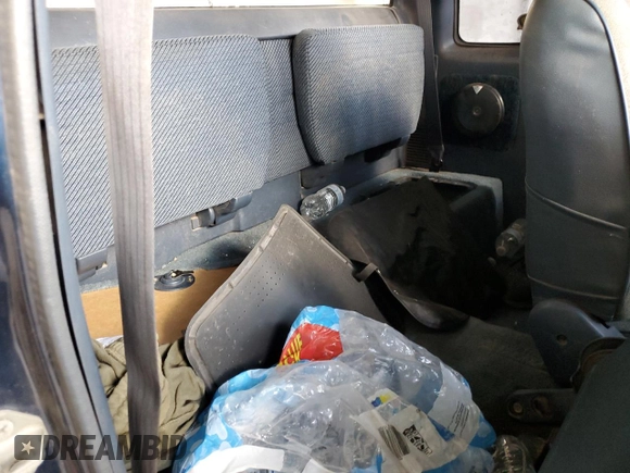 1992 Toyota Pickup DLX z VIN JT4VN13D0N5078994, wystawiony jako Copart lot #65777924 z przebiegiem 286 288 mil mil oraz Szkoda całkowita • Salvage title. Historia ofert i sprzedaży dostępna na DreamBid. Obrazek 11.