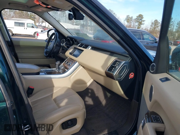 2016 Land Rover Range Rover Sport SE with VIN SALWG2PF6GA111662, listed as a IAAI auction lot 41430202 with 125,719 mi miles and . Bid and sale history available at DreamBid. Image 5.
