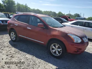 2011 Nissan Rogue SV z VIN JN8AS5MT6BW186180, wystawiony jako Copart lot #57245935 z przebiegiem Nie podano mil oraz Szkoda całkowita • Salvage title. Historia ofert i sprzedaży dostępna na DreamBid. Obrazek 4.