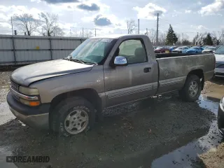 2000 Chevrolet Silverado 1500 LS with VIN 1GCEK14T2YE125042, listed as a Copart auction lot 51515035 with 174,336 mi miles and Clean Title. Bid and sale history available at carsss.com. Image 1.
