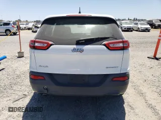 2016 Jeep Cherokee Sport z VIN 1C4PJMAB7GW269834, wystawiony jako Copart lot #63097645 z przebiegiem 30 703 mil mil oraz Szkoda całkowita • Salvage title. Historia ofert i sprzedaży dostępna na DreamBid. Obrazek 6.