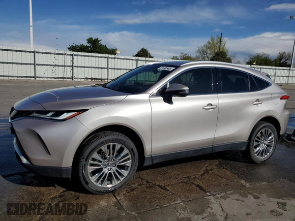2022 Toyota Venza LE with VIN JTEAAAAH5NJ115458, listed as a Copart auction lot 53696965 with 34,704 mi miles and Salvage Title. Bid and sale history available at DreamBid. Image 1.