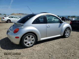 2001 Volkswagen Beetle GLX with VIN 3VWDD21C51M418611, listed as a Copart auction lot 54907905 with 131,548 mi miles and Clean Title. Bid and sale history available at DreamBid. Image 3.