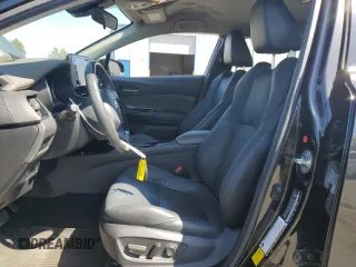 2020 Toyota C-HR LE z VIN JTNKHMBXXL1068125, wystawiony jako Copart lot #58858865 z przebiegiem 43 805 mil mil oraz Szkoda całkowita • Salvage title. Historia ofert i sprzedaży dostępna na DreamBid. Obrazek 7.