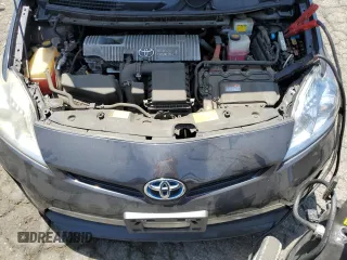 2014 Toyota Prius with VIN JTDKN3DP1E3056795, listed as a Copart auction lot 61605975 with 211,392 mi miles and Salvage title. Bid and sale history available at DreamBid. Image 12.