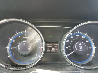 2013 Hyundai Sonata GLS z VIN 5NPEB4AC6DH777730, wystawiony jako Copart lot #56225095 z przebiegiem 108 753 mil mil oraz Szkoda całkowita • Salvage title. Historia ofert i sprzedaży dostępna na DreamBid. Obrazek 9.