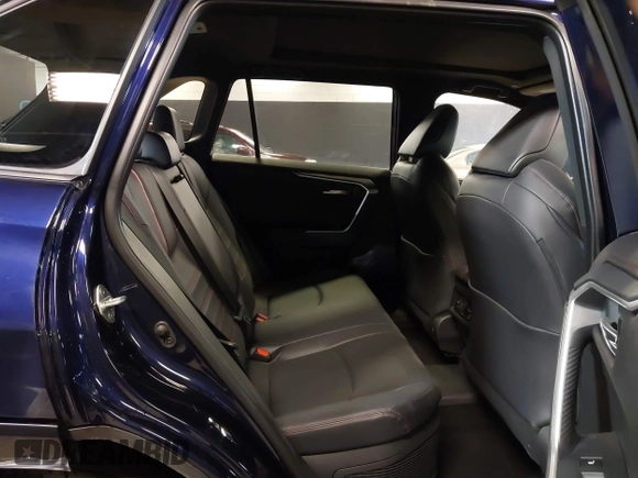 2024 Toyota RAV4 XSE with VIN JTMFB3FV2RD173730, listed as a IAAI auction lot 41794353 with 4,639 mi miles and . Bid and sale history available at DreamBid. Image 8.