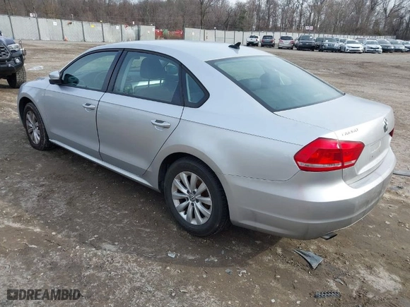2015 Volkswagen Passat 1.8T S with VIN 1VWAT7A30FC013994, listed as a IAAI auction lot 41509741 with 85,328 mi miles. Bid and sale history available at carsss.com. Image 3.