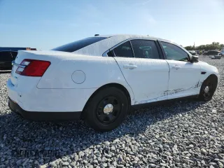 2016 Ford Police Interceptor with VIN 1FAHP2MK0GG102427, listed as a Copart auction lot 58911285 with 113,598 mi miles and Non repairable. Bid and sale history available at DreamBid. Image 3.