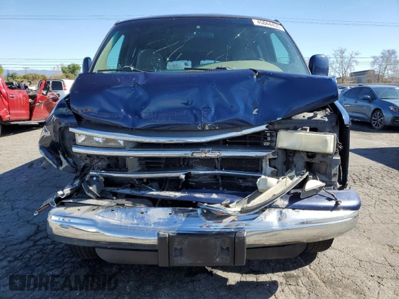 2001 Chevrolet Express with VIN 1GAGG25R411191665, listed as a Copart auction lot 49011535 with Not Provided miles and Salvage Title. Bid and sale history available at carsss.com. Image 5.