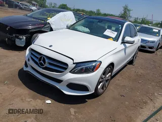 2018 Mercedes-Benz C 300 z VIN WDDWF4JB1JR420773, wystawiony jako IAAI lot #42381686 z przebiegiem Nie podano mil oraz . Historia ofert i sprzedaży dostępna na DreamBid. Obrazek 17.