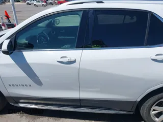 2018 Chevrolet Equinox LT with VIN 2GNAXTEX8J6287398, listed as a IAAI auction lot 42007371 with 140,554 mi miles. Bid and sale history available at carsss.com. Image 14.