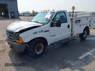 2001 Ford F-350 XL с VIN 1FDSF34FX1ED78415, выставлен на аукционе IAAI как лот 42440102 с пробегом Не указан миль и . История ставок и продаж доступна на DreamBid. Изображение 2.