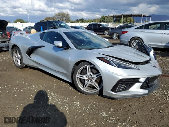 2020 Chevrolet Corvette 2LT with VIN 1G1Y72D49L5107457, listed as a Copart auction lot 42349555 with 25,268 mi miles and Salvage Title. Bid and sale history available at carsss.com. Image 4.