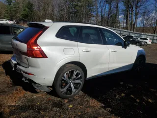 2024 Volvo XC60 Ultimate Dark Theme с VIN YV4L12RM9R1714600, выставлен на аукционе Copart как лот 77959124 с пробегом 21 836 миль миль и Списание • Salvage title. История ставок и продаж доступна на DreamBid. Изображение 3.