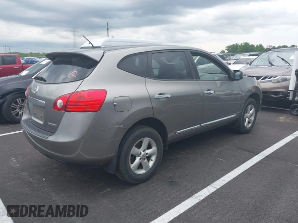 2013 Nissan Rogue S with VIN JN8AS5MT0DW040764, listed as a IAAI auction lot 42113146 with 159,987 mi miles. Bid and sale history available at carsss.com. Image 4.