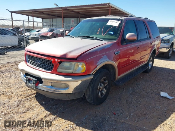 1998 Ford Expedition XLT with VIN 1FMRU17L7WLC03522, listed as a IAAI auction lot 41435642 with 239,787 mi miles. Bid and sale history available at carsss.com. Image 2.