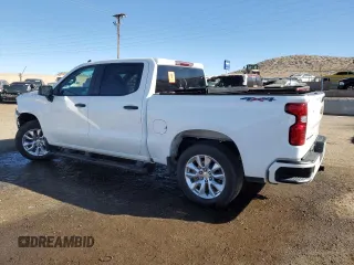 2023 Chevrolet Silverado 1500 Custom with VIN 3GCPDBEK7PG159113, listed as a Copart auction lot 89026075 with 27,447 mi miles and Salvage Title. Bid and sale history available at DreamBid. Image 2.