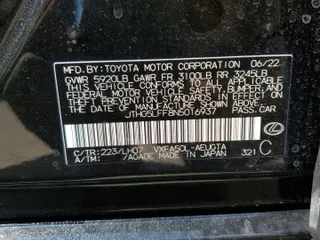 2022 Lexus LS z VIN JTHG5LFF8N5016937, wystawiony jako Copart lot #61868794 z przebiegiem 4 846 mil mil oraz Nie do naprawy • Non repairable. Historia ofert i sprzedaży dostępna na DreamBid. Obrazek 12.