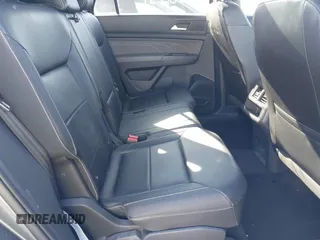 2021 Volkswagen Atlas SE с VIN 1V2JE2CA6MC219358, выставлен на аукционе IAAI как лот 41706051 с пробегом 48 622 миль миль и . История ставок и продаж доступна на DreamBid. Изображение 8.