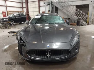 2009 Maserati GranTurismo с VIN ZAMKL45A790048595, выставлен на аукционе IAAI как лот 42094483 с пробегом 62 735 миль миль и . История ставок и продаж доступна на DreamBid. Изображение 13.