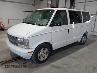 2005 Chevrolet Astro with VIN 1GNDM19X15B102261, listed as a IAAI auction lot 41997440 with 168,151 mi miles. Bid and sale history available at carsss.com. Image 2.