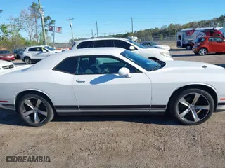 2019 Dodge Challenger SXT with VIN 2C3CDZAG8KH620552, listed as a IAAI auction lot 41795584 with 93,829 mi miles. Bid and sale history available at carsss.com. Image 13.