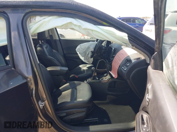 2018 Jeep Compass Limited with VIN 3C4NJDCB4JT436345, listed as a IAAI auction lot 41799163 with 71,778 mi miles and . Bid and sale history available at DreamBid. Image 5.