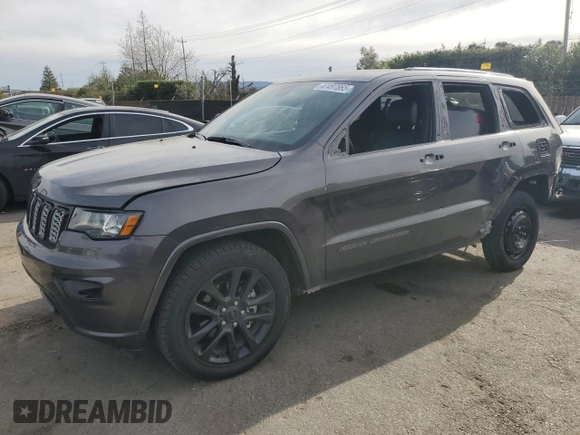 2018 Jeep Grand Cherokee Laredo E with VIN 1C4RJFAG7JC442261, listed as a Copart auction lot 47497865 with 118,378 mi miles and Salvage Title. Bid and sale history available at carsss.com. Image 1.