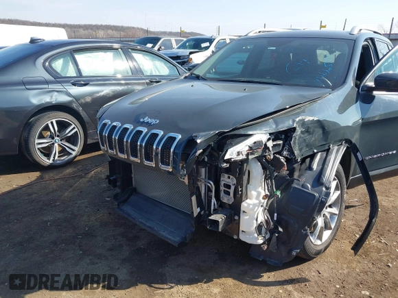 2018 Jeep Cherokee Limited with VIN 1C4PJMDB0JD569732, listed as a IAAI auction lot 41665127 with 55,412 mi miles. Bid and sale history available at carsss.com. Image 6.