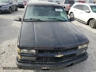2000 Chevrolet Tahoe Limited with VIN 1GNEC13R8YR160994, listed as a Copart auction lot 49612635 with 207,062 mi miles and Salvage Title. Bid and sale history available at carsss.com. Image 5.