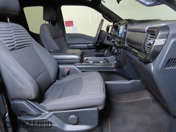 2021 Ford F-150 XL with VIN 1FTEX1CP3MKD17894, listed as a Copart auction lot 56984235 with 86,745 mi miles and Salvage title. Bid and sale history available at DreamBid. Image 5.