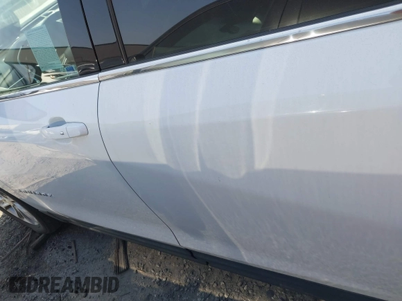 2020 Chevrolet Equinox LT z VIN 3GNAXKEV8LS511377, wystawiony jako IAAI lot #41712528 z przebiegiem 53 786 mil mil oraz . Historia ofert i sprzedaży dostępna na DreamBid. Obrazek 14.