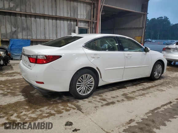 2015 Lexus ES 330 with VIN JTHBK1GG9F2179193, listed as a Copart auction lot 59929915 with 101,578 mi miles and Salvage title. Bid and sale history available at DreamBid. Image 3.