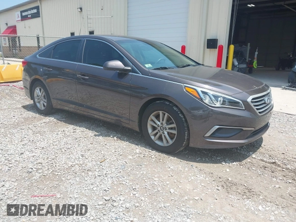 2016 Hyundai Sonata SE z VIN 5NPE24AF6GH276416, wystawiony jako IAAI lot #42483029 z przebiegiem 91 631 mil mil oraz . Historia ofert i sprzedaży dostępna na DreamBid. Obrazek 1.