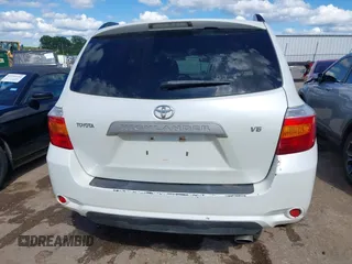 2008 Toyota Highlander z VIN JTEDS41A482011153, wystawiony jako IAAI lot #42147317 z przebiegiem 121 189 mil mil oraz . Historia ofert i sprzedaży dostępna na DreamBid. Obrazek 16.