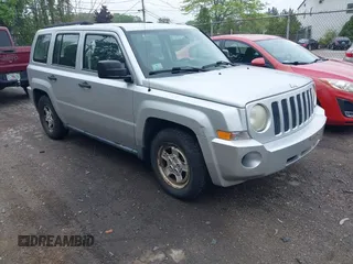 2009 Jeep Patriot Sport with VIN 1J4FT28B19D135040, listed as a IAAI auction lot 42285396 with 125,165 mi miles and . Bid and sale history available at DreamBid. Image 1.